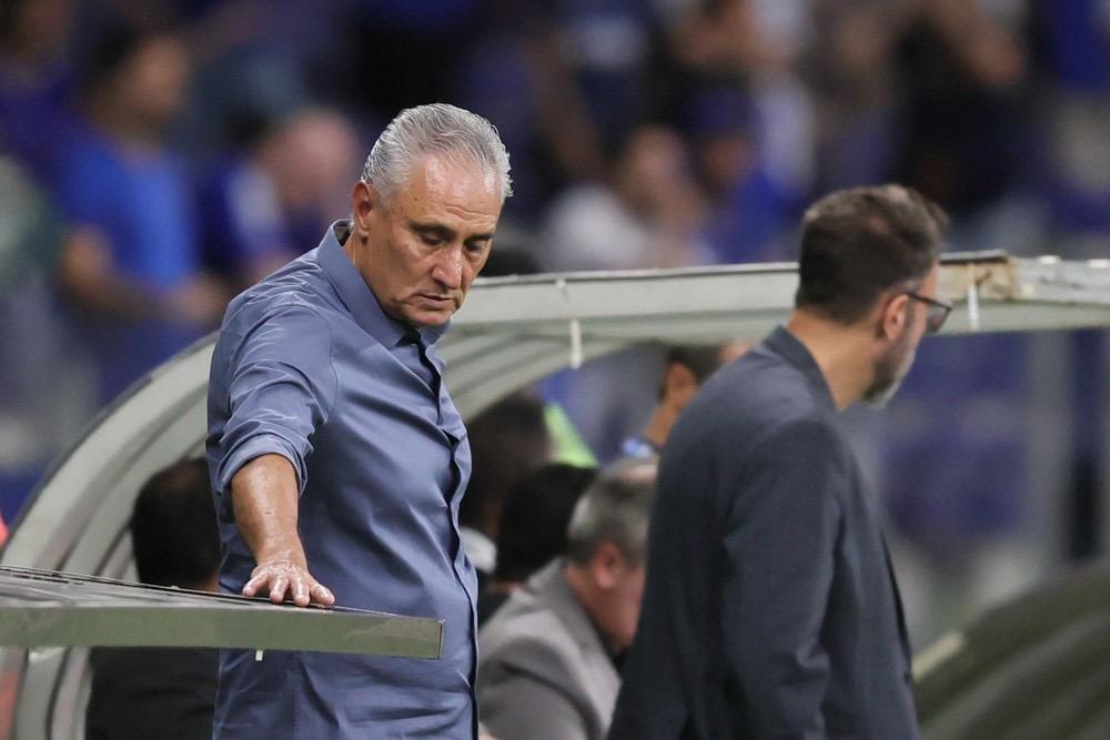Cruzeiro demite Tite após empate no Mineirão com Vasco