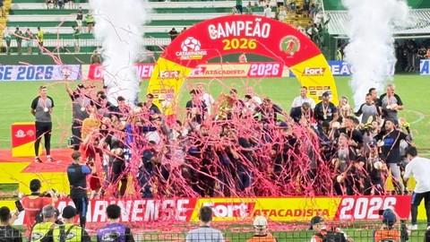 É CAMPEÃO! Barra é derrotado pela Chape, mas conquista título inédito do Catarinense