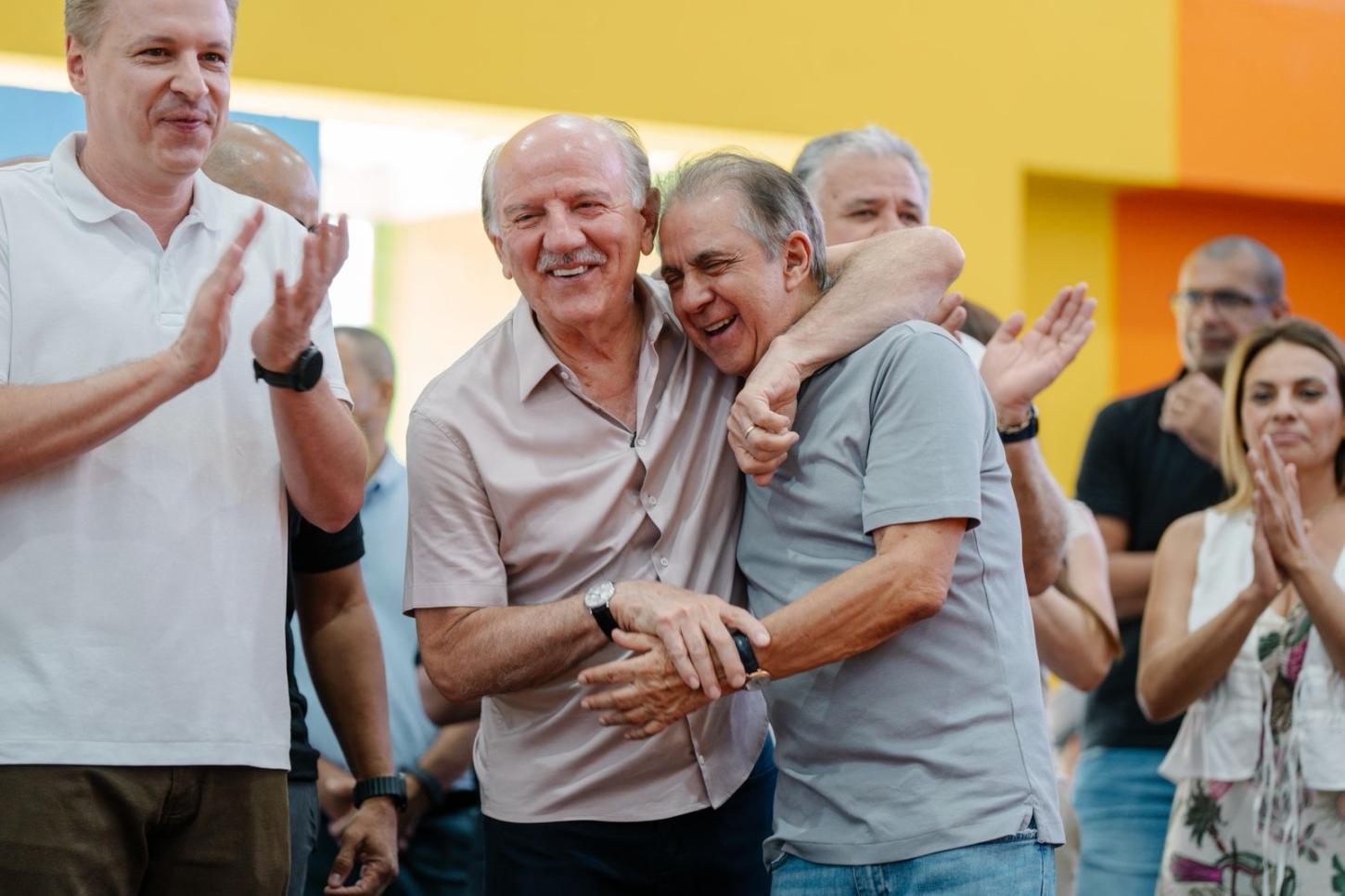 “Eu e o Furlan estivemos com o Tarcísio de Freitas na sexta-feira e ele falou que a Bruna ajuda demais o Governo do Estado, através do trabalho dela.” Disse o Prefeito Piteri