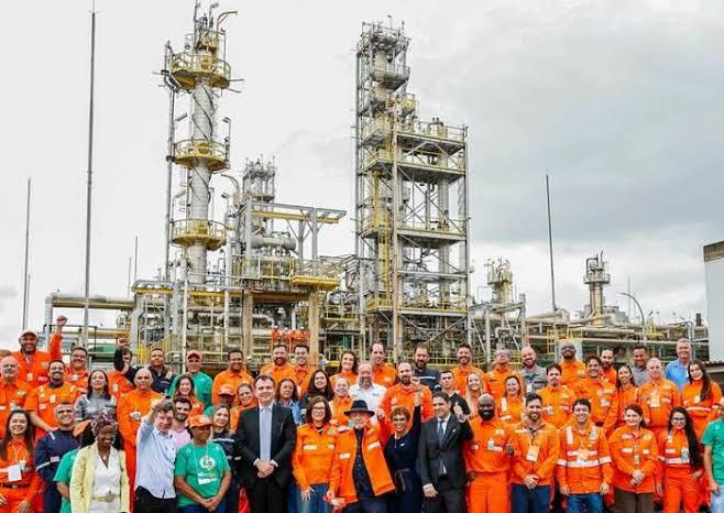 Investimentos vão impulsionar potencial de refino que estava subutilizado, diz Lula
