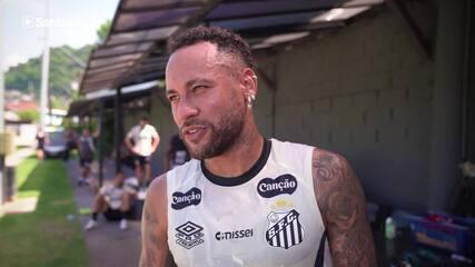 Neymar aprova jogo-treino contra o sub-20 do Santos e comemora: 