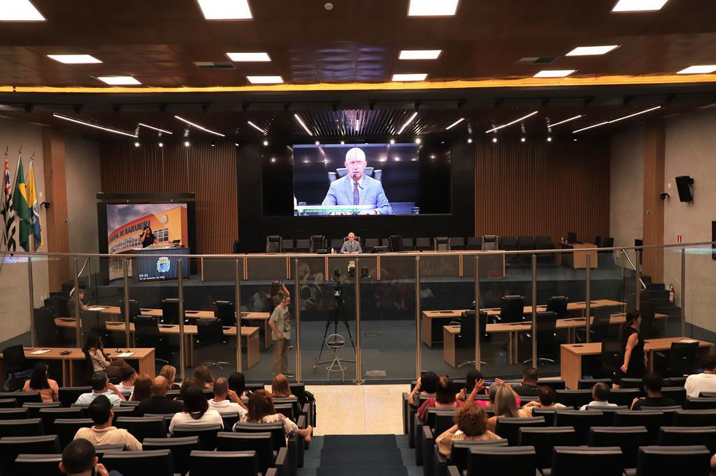 Os prontos-socorros de Barueri atenderam mais de 400.000 pessoas, incluindo um percentual significativo de moradores de outros municípios