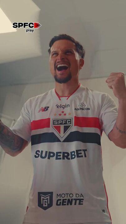 São Paulo anuncia a contratação do atacante Artur, ex-Botafogo