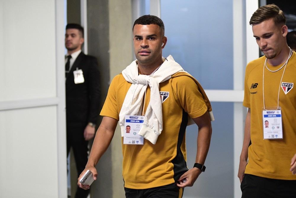 São Paulo calcula economia de quase R$ 10 milhões até fim do ano com saídas de Alisson e Ferraresi