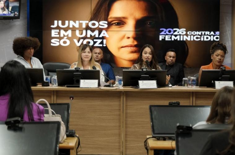 Sessão solene promove reflexão sobre o enfrentamento ao feminicídio
