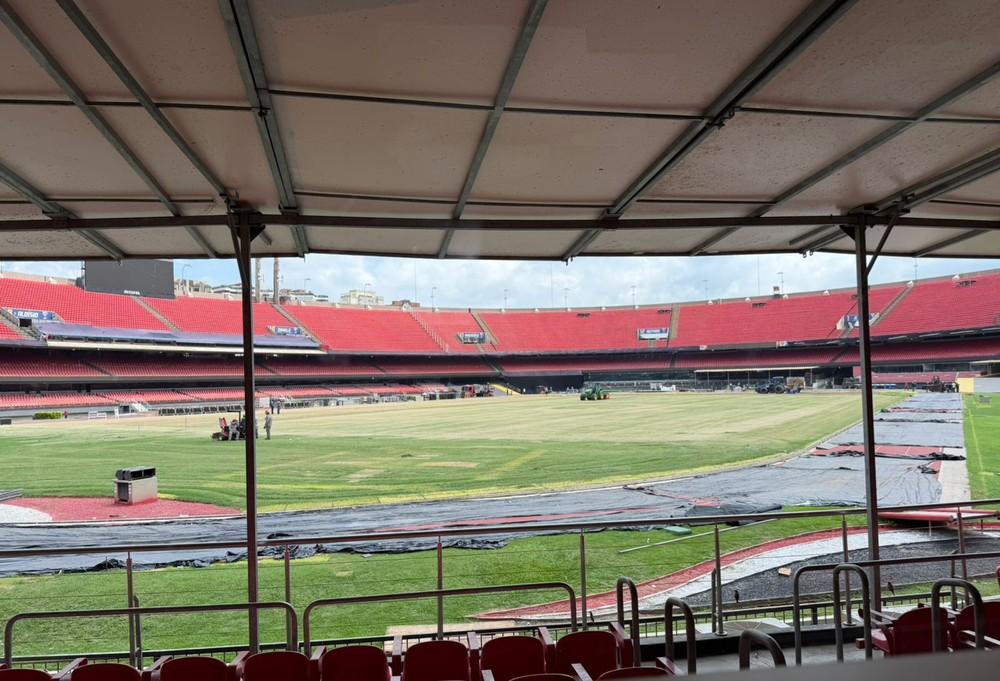 Veja como ficou o gramado do Morumbi após shows do AC/DC