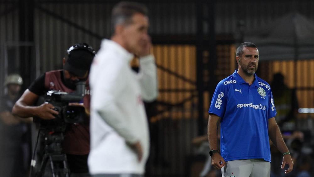 Auxiliar diz que Palmeiras poderia ter jogado melhor, mas valoriza vitória e despista sobre reforços