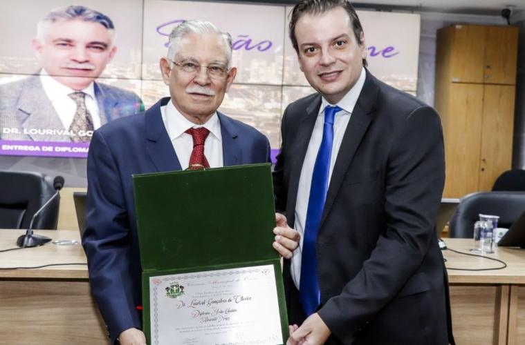 Câmara concede Diploma João Cândido a registrador de imóveis de Osasco