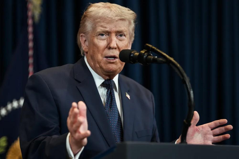 Conselheiro de Trump afirma que brasileiras são programadas para arrumar confusão: 'raça maldita'