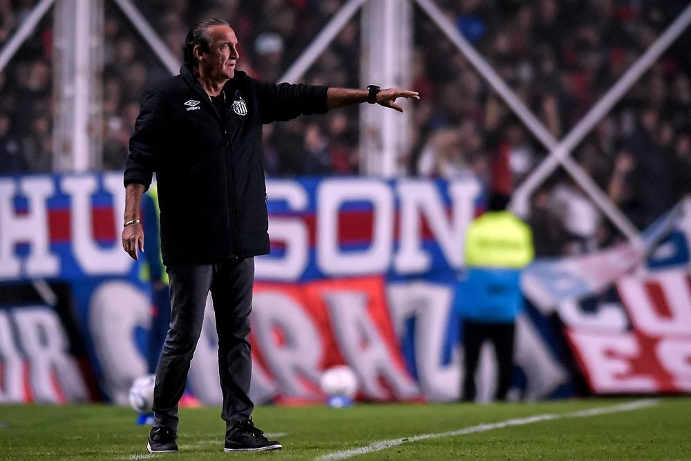 Cuca diz que Neymar e Gabigol são dúvidas do Santos para clássico contra o Palmeiras