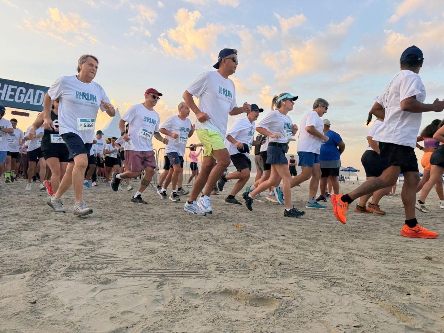 EngeRun traz 700 participantes para corrida em Santos