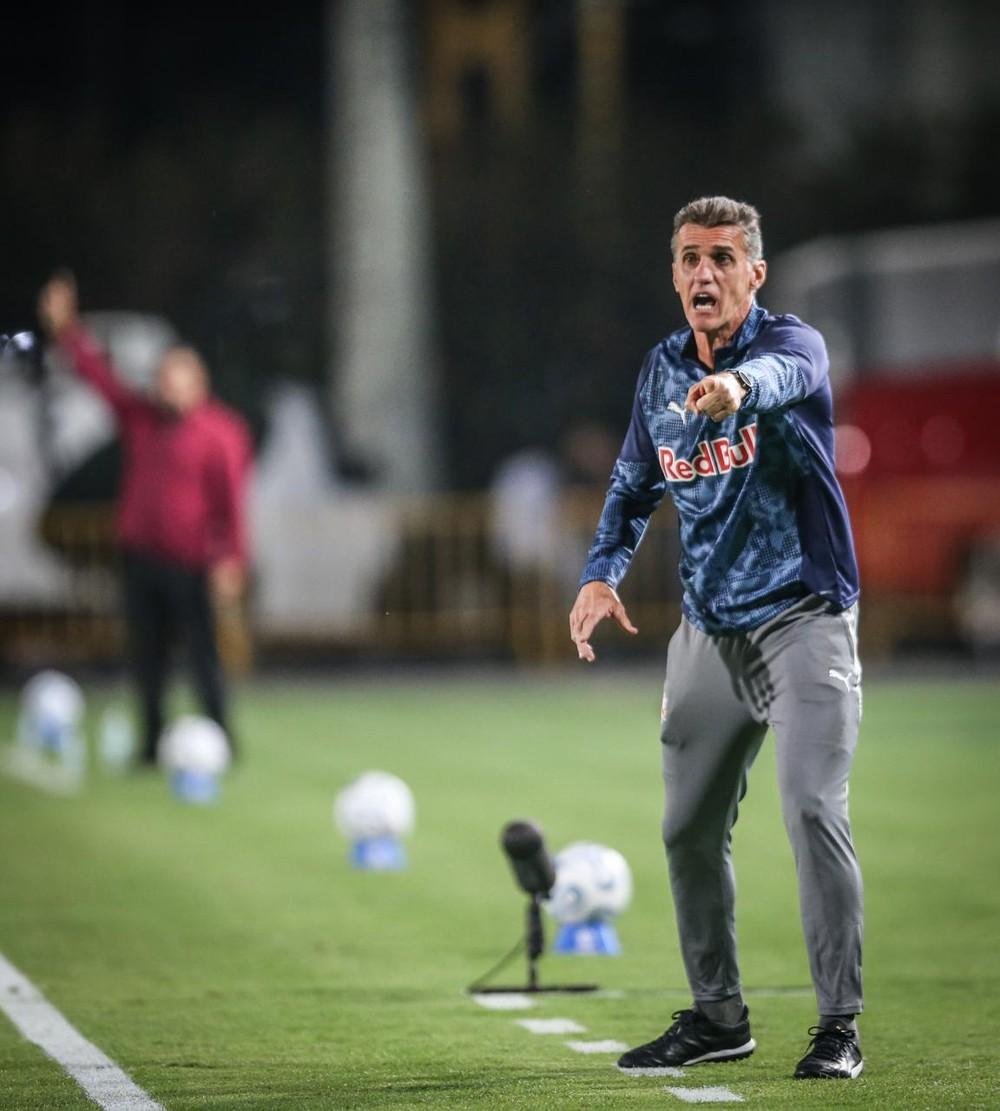 Mancini lamenta gol cedo do Carabobo em derrota do Bragantino: 