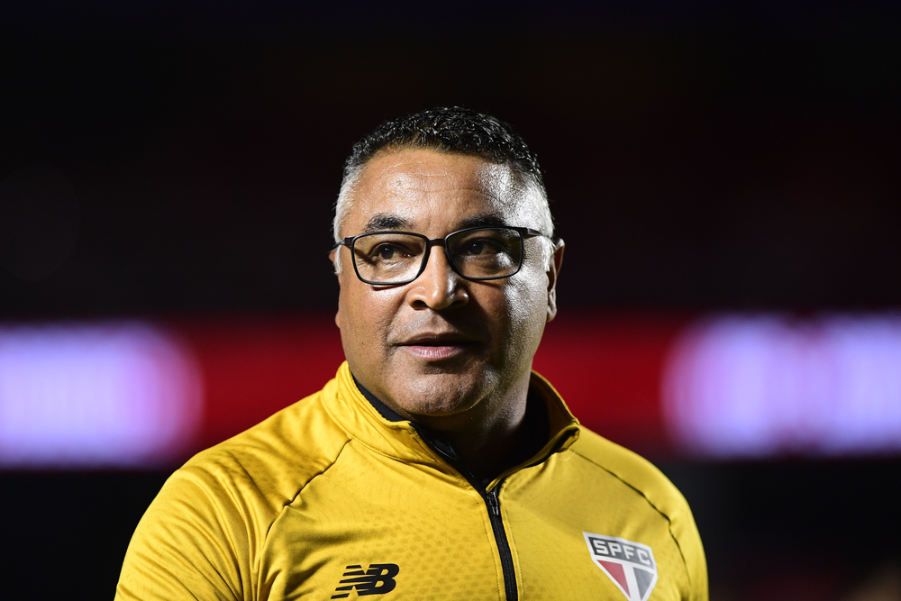 Roger revela tristeza, abraço de jogadores após vaias no São Paulo e diz: 