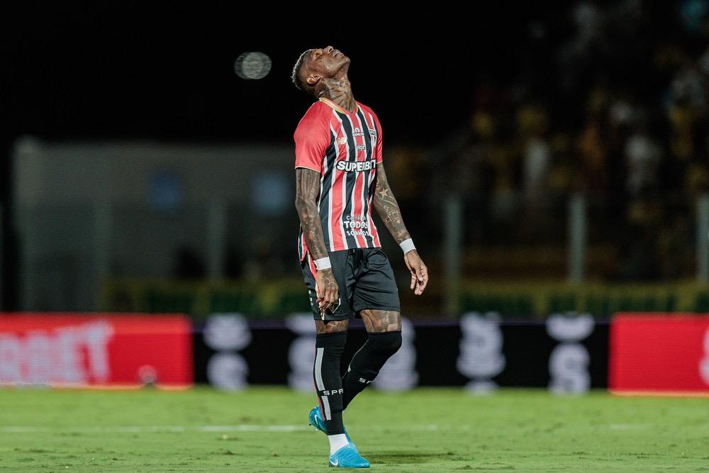 São Paulo vai pedir até R$ 600 milhões a Arboleda como multa; próximo clube pode ter que pagar
