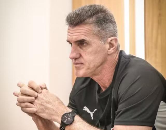 Chateado por gol no fim, Mancini espera que empate com River sirva para amadurecimento do Bragantino