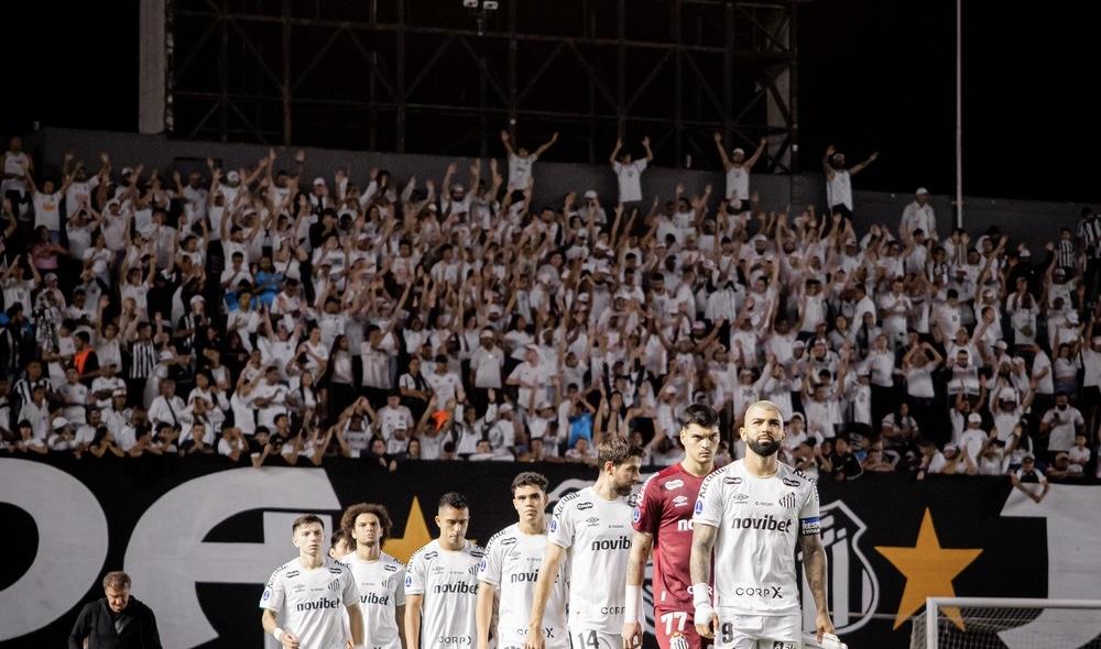 Chegadas, saídas e amistoso na Europa: os planos do Santos para a pausa da Copa do Mundo