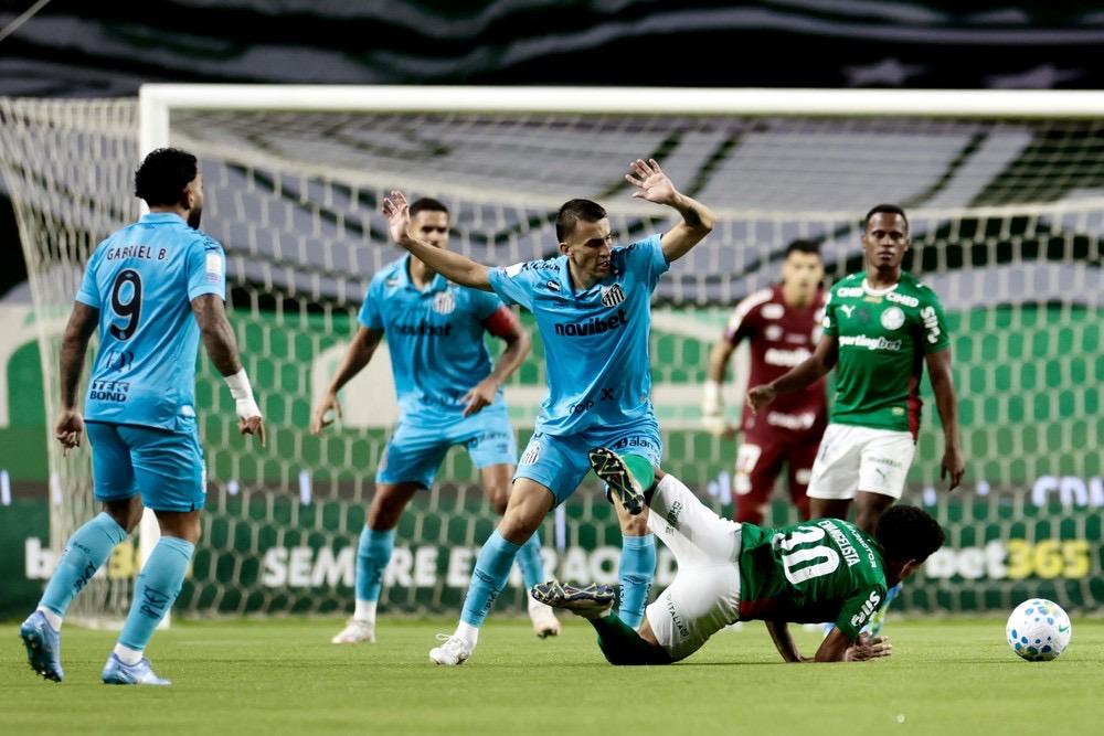 Cuca valoriza empate do Santos contra o Palmeiras sem Neymar: 