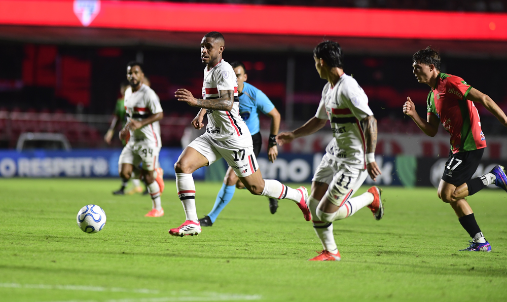 Dorival repete 