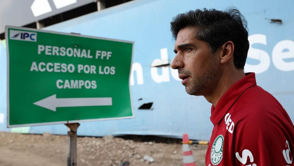 Escalação do Palmeiras: Abel deve ter retornos na Libertadores; Paulinho fica na parte interna