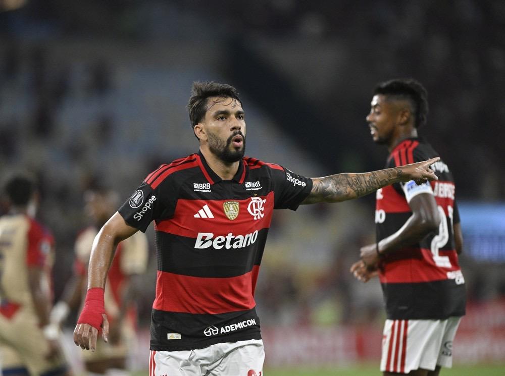 Flamengo gasta R$ 469 milhões e bate recorde no trimestre; custo total de Paquetá superou R$ 300 milhões