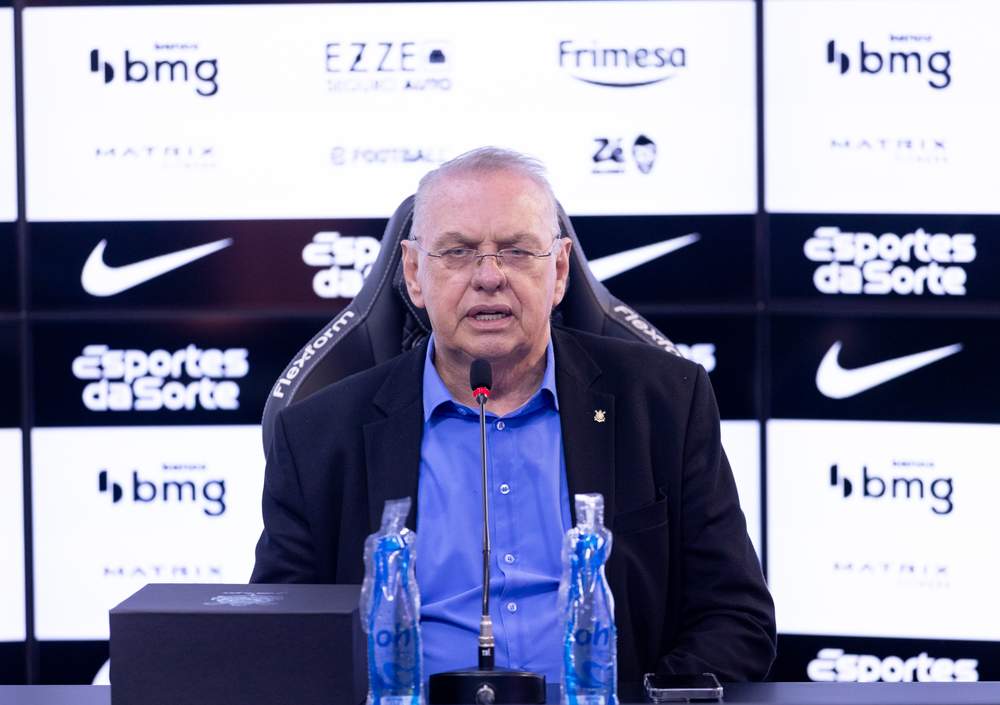 Presidente do Corinthians admite erro em contratação de empresa na mira do Ministério Público