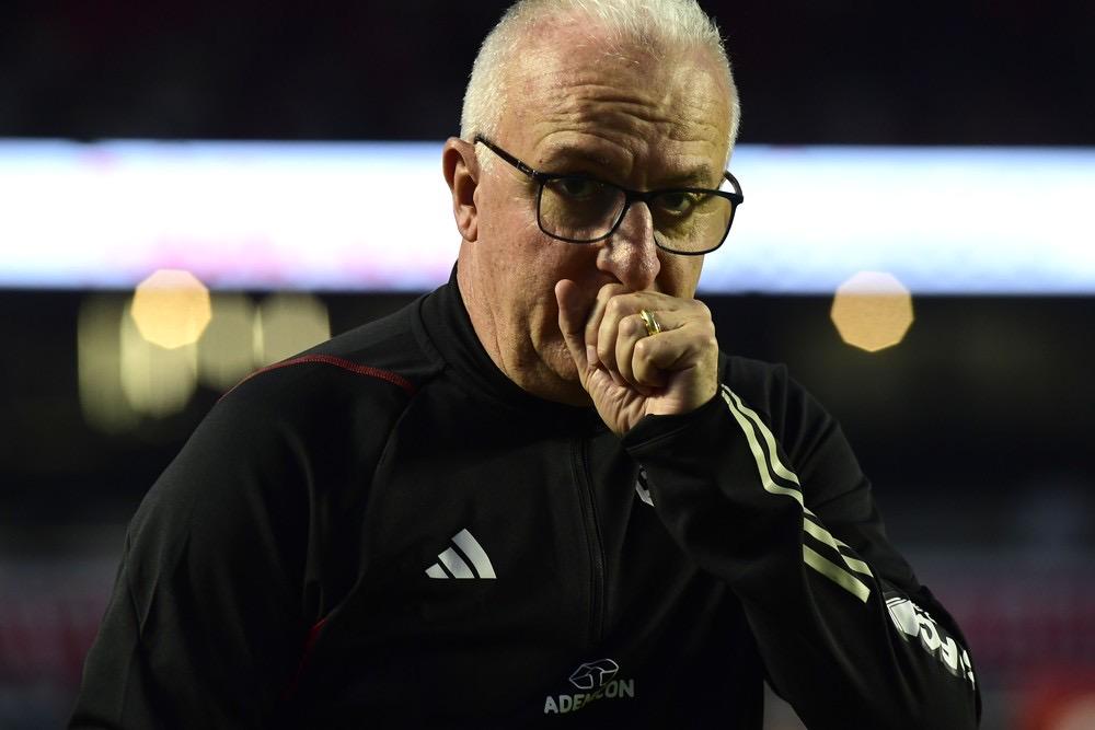 São Paulo e Dorival Júnior se reúnem e iniciam negociação