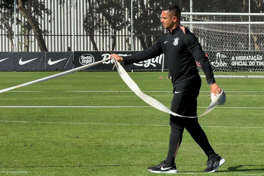 Corinthians contrata preparador físico Marlon Muniz, ex-Vasco