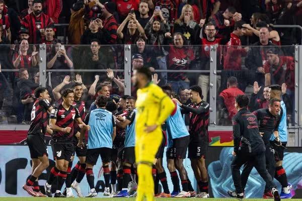 Mirassol desperdiçou oito pontos no Brasileirão com gols sofridos nos minutos finais