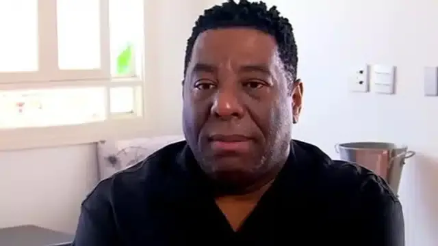 Netinho de Paula reage indignado a racismo sofrido por seu neto