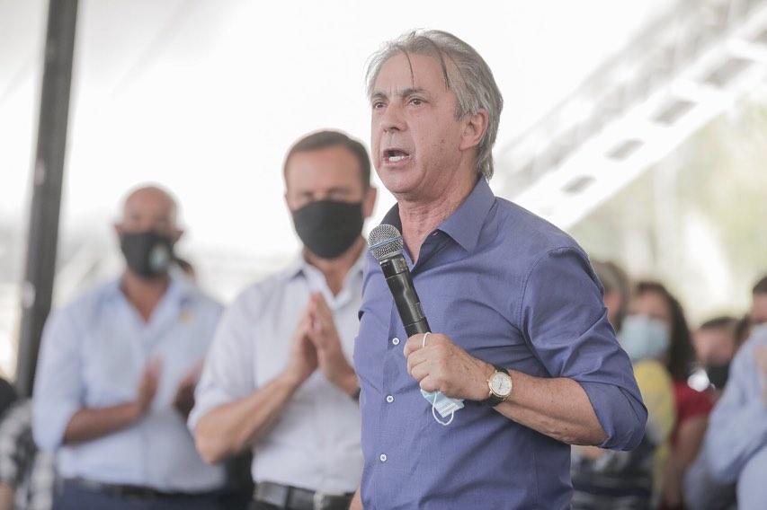 O Ex-Prefeito de Barueri, Rubens Furlan, acabada de anunciar que o “Hospital Regional Rota dos Bandeirantes” vai se chamar “Rubens Furlan Júnior”