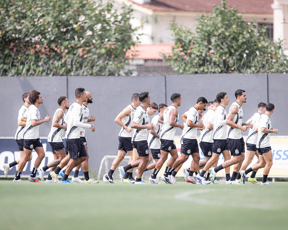 Santos se reapresenta com elenco cheio e apenas Neymar fora; veja planos para intertemporada