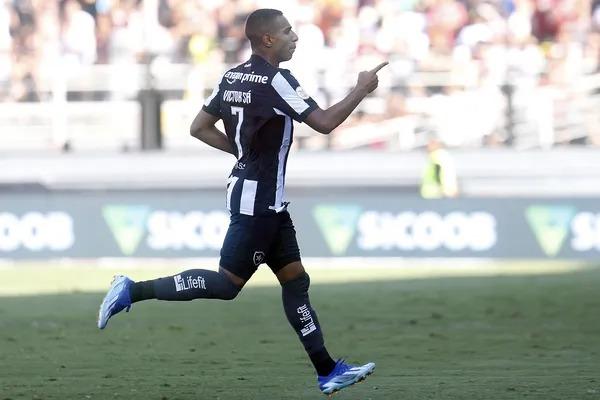 São Paulo negocia com o atacante Victor Sá, mas enfrenta concorrência