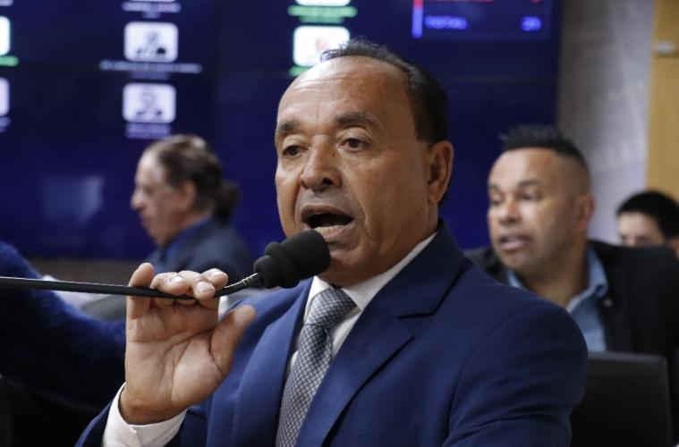 Zé Carlos Santa Maria assume cadeira na Câmara de Osasco