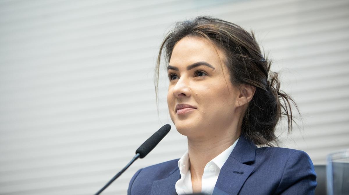 Bruna Furlan amplia apoios na Região Oeste para 2026