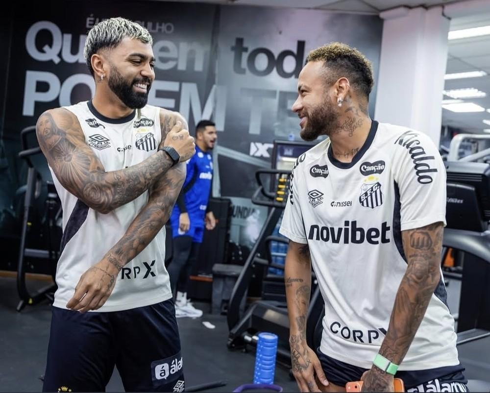 Neymar e Gabigol estão fora de jogo do Santos na Copa Sul-Americana