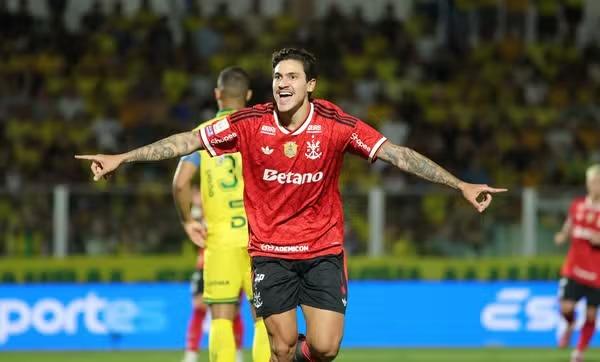 Análise: Mirassol é dominado pelo Flamengo e sofre a maior goleada em casa em nove anos