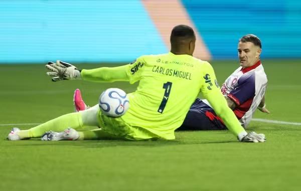 Palmeiras blinda Carlos Miguel após nova falha: 