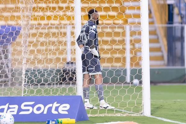 Atuações do Mirassol: Muralha faz jogo terrível, mas atacantes evitam derrota; dê suas notas