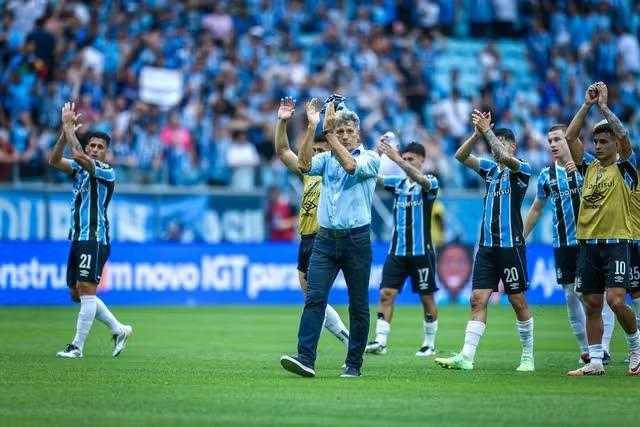 Bastidores: da Arena ao Rio, como Grêmio acertou saída de Luís Castro e volta de Renato