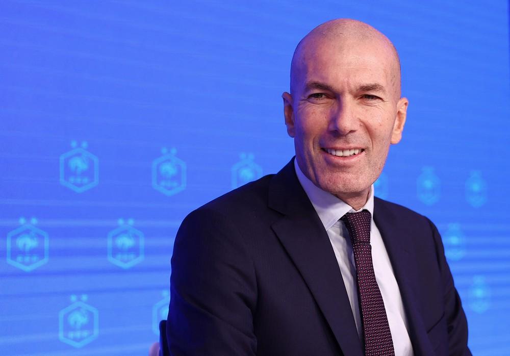 Novo técnico da França, Zidane muda regras de Deschamps na seleção