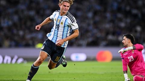 Argentina goleia a Bolívia com facilidade no primeiro jogo pós-Messi