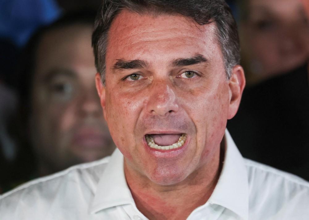 Democratas dos EUA criticam plano do governo Trump de conceder visto a Flávio Bolsonaro