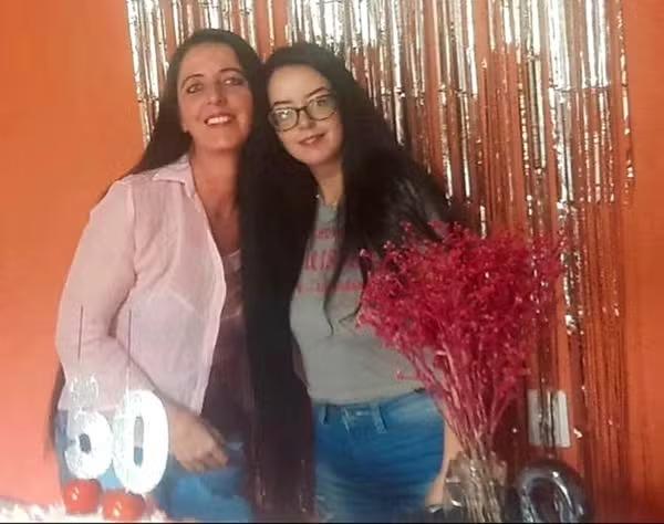 Filha luta por vaga para salvar mãe com tumor grave em Teresópolis: 'Está na UPA, paralisada, gemendo de dor e os medicamentos não fazem efeito'