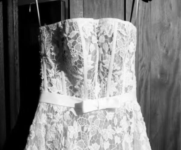 Loja de vestidos de noiva que não entregou encomendas anuncia fim das atividades; cerca de 300 clientes tentam reembolso