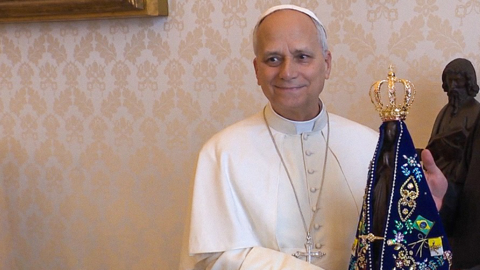 Papa Leão XIV será internado nesta terça para remover nódulo no pulmão; veja o que se sabe