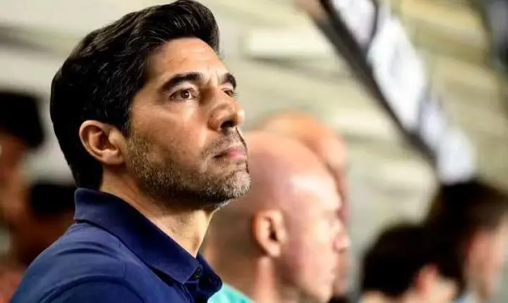 Abel avalia clássico equilibrado do Palmeiras e detona gramado da Vila: 