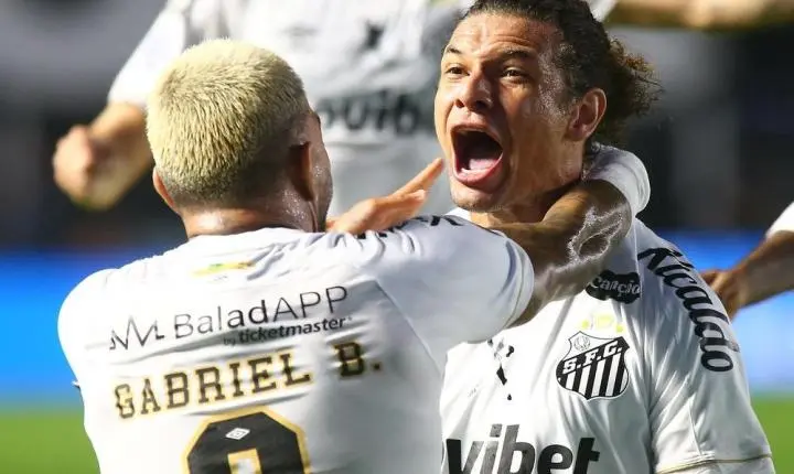 Análise: Santos aproveita bom momento, domina o Atlético-MG e larga na frente na Sul-Americana