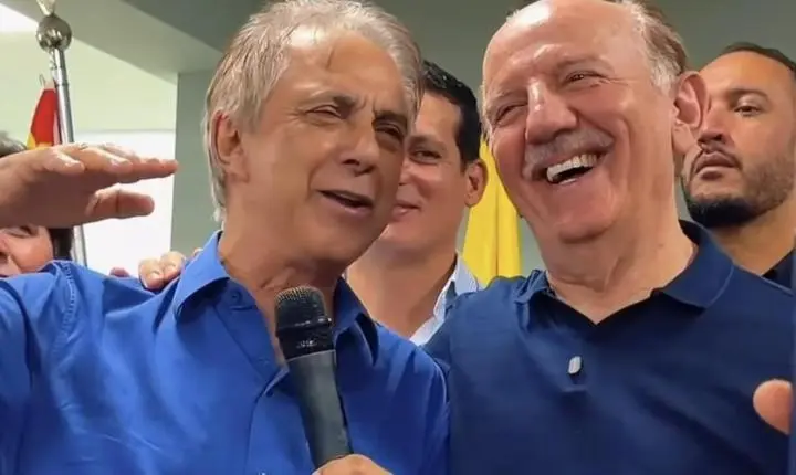 Ao lado do Ex-prefeito Rubens Furlan o Prefeito de Barueri Beto Piteri reinaugurou a UBS do Jd. Mutinga após obras de reforma e ampliação 