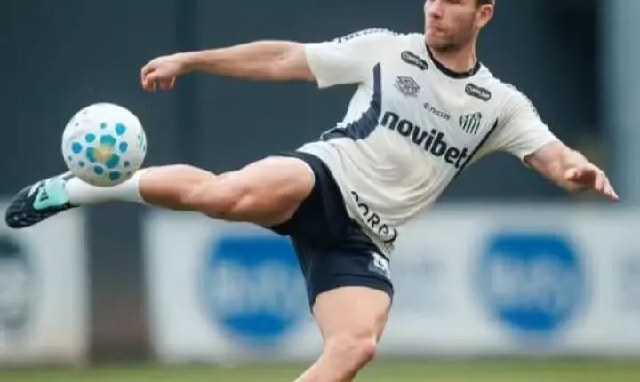 Arthur deve voltar a jogar pelo Santos só na reta final do Brasileirão; veja cronograma