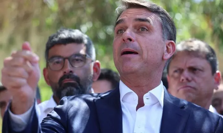 Augusto Cury declara apoio a Flávio Bolsonaro no segundo turno